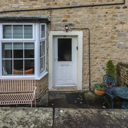 Hallam's Yard * Skipton