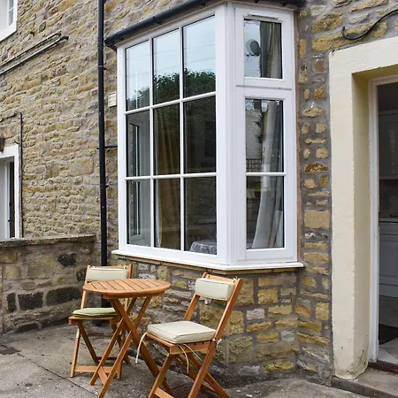 Holiday home Hallams Yard
